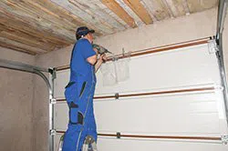 Expert Garage Doors Service Minneapolis, MN 612-462-1114 - installation-side