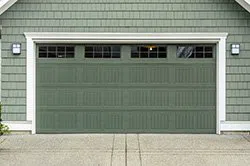 Expert Garage Doors Service Minneapolis, MN 612-462-1114 - residential-side
